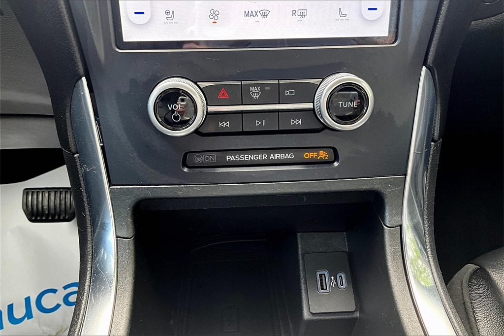 2022 Ford Edge Titanium - Photo 26