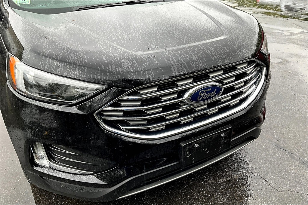 2022 Ford Edge Titanium - Photo 5