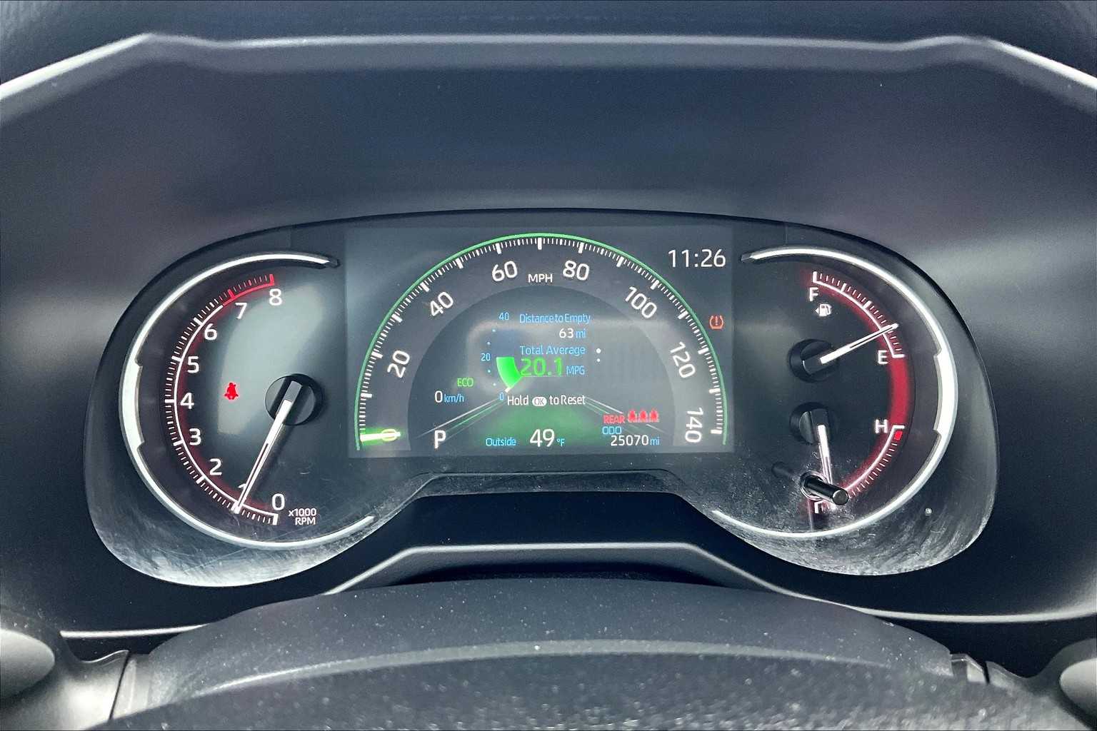 2024 Toyota RAV4 LE - Photo 25