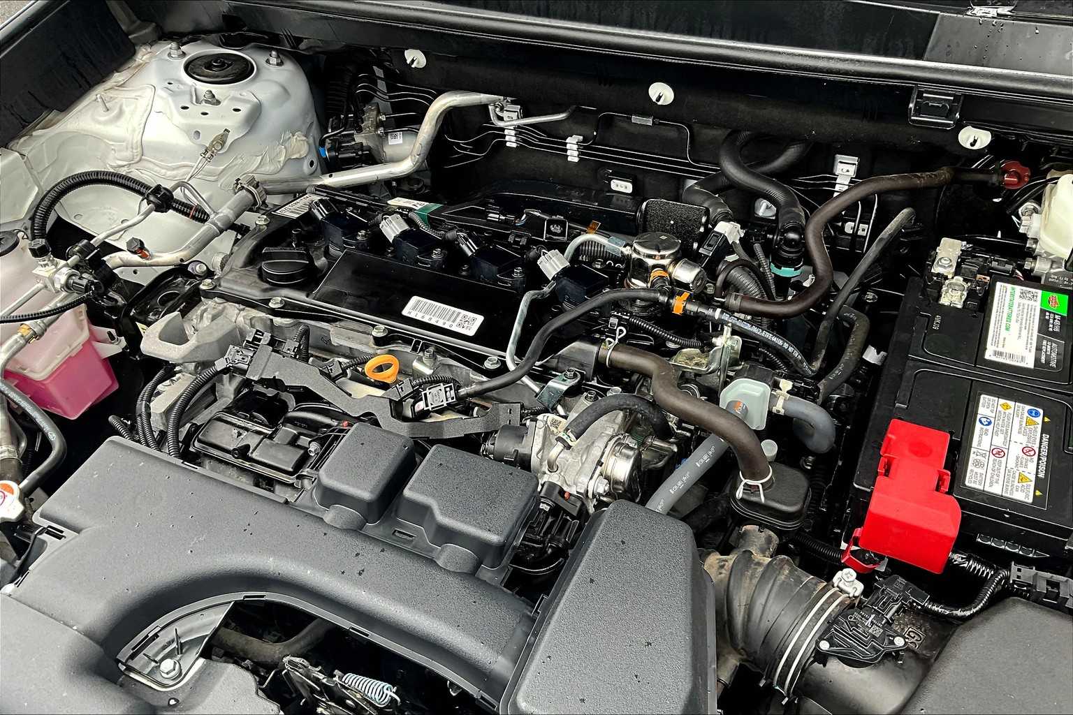 2024 Toyota RAV4 LE - Photo 35