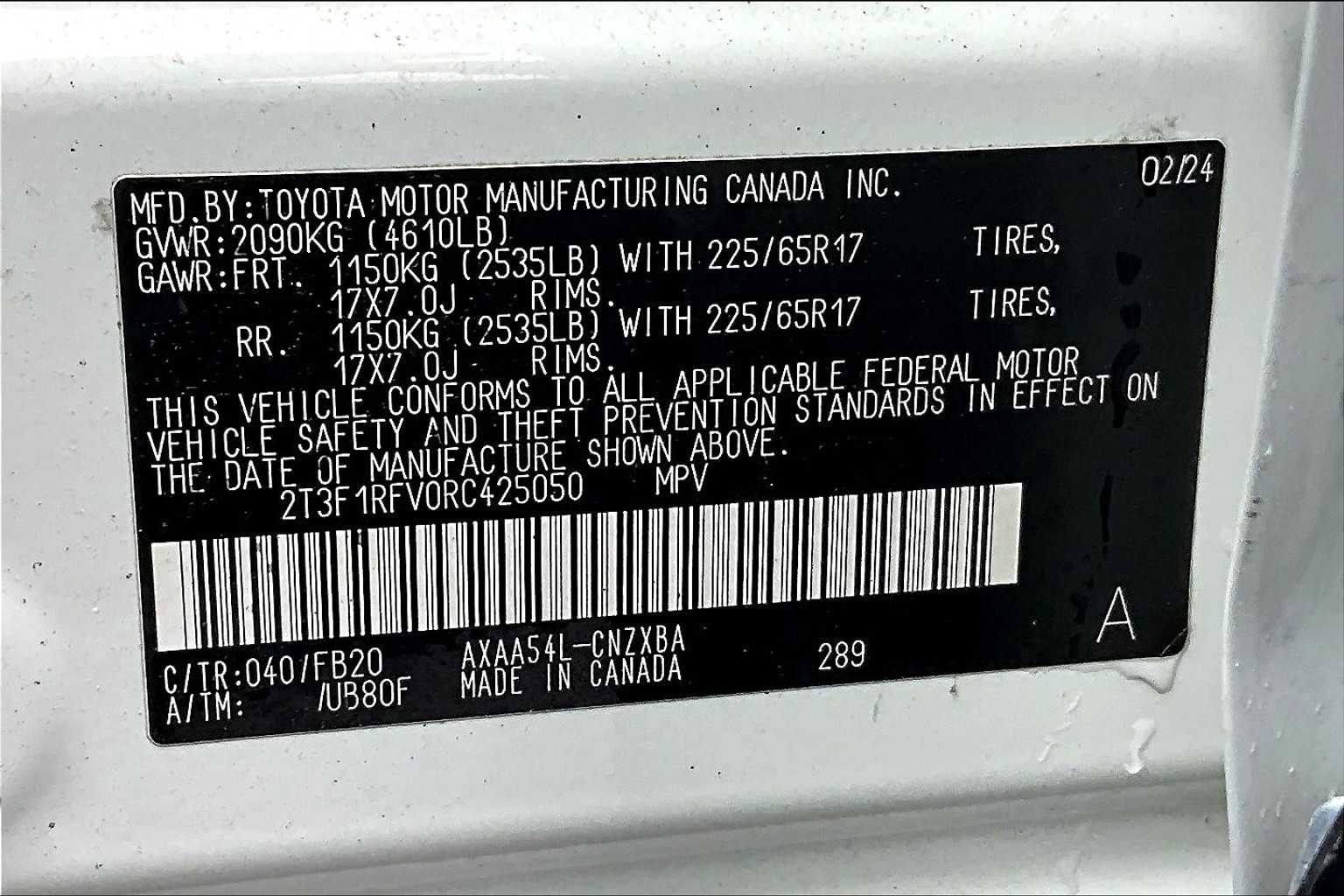 2024 Toyota RAV4 LE - Photo 36