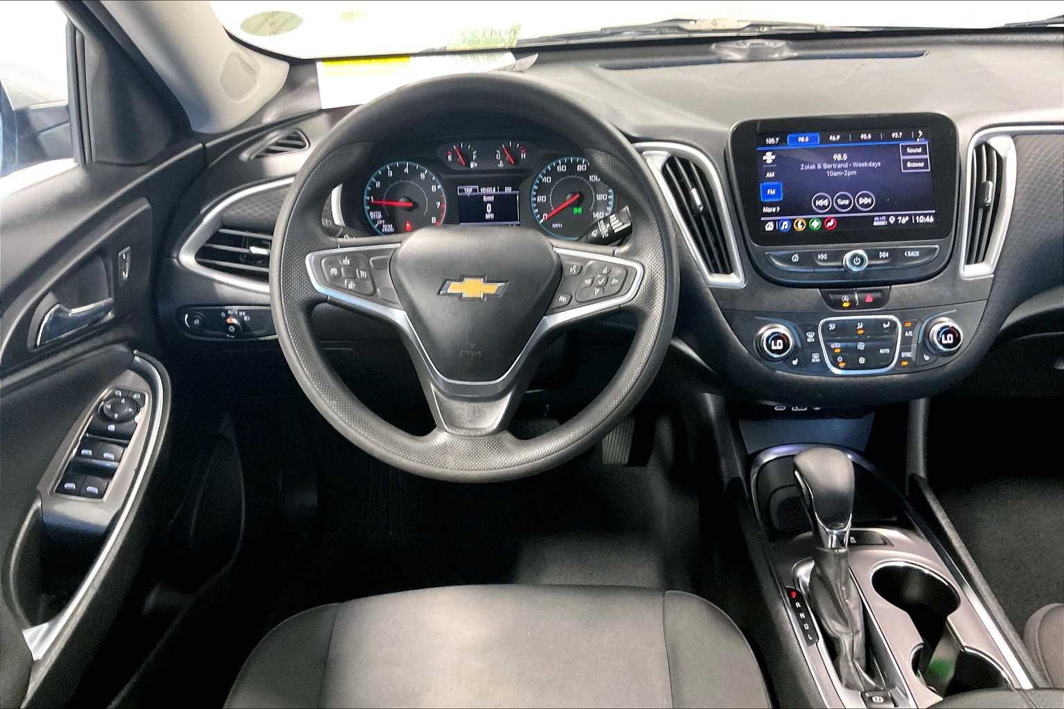2022 Chevrolet Malibu LT - Photo 17