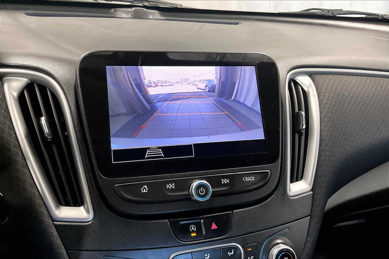 2022 Chevrolet Malibu LT - Photo 19