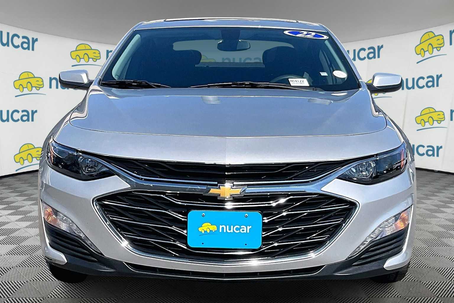2022 Chevrolet Malibu LT - Photo 2