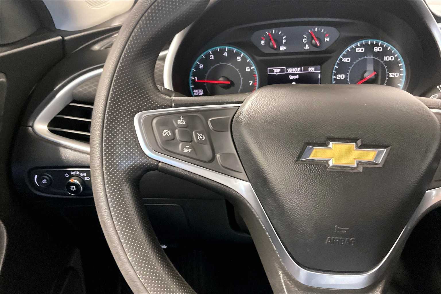 2022 Chevrolet Malibu LT - Photo 23