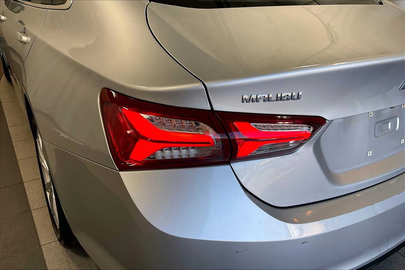 2022 Chevrolet Malibu LT - Photo 28