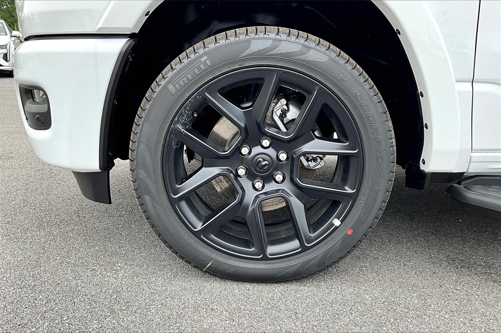 2025 Ram 1500 Laramie - Photo 8