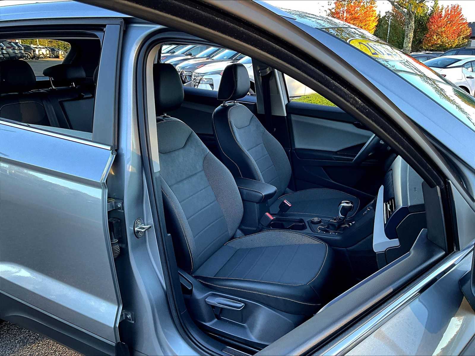 2022 Volkswagen Taos SE - Photo 11