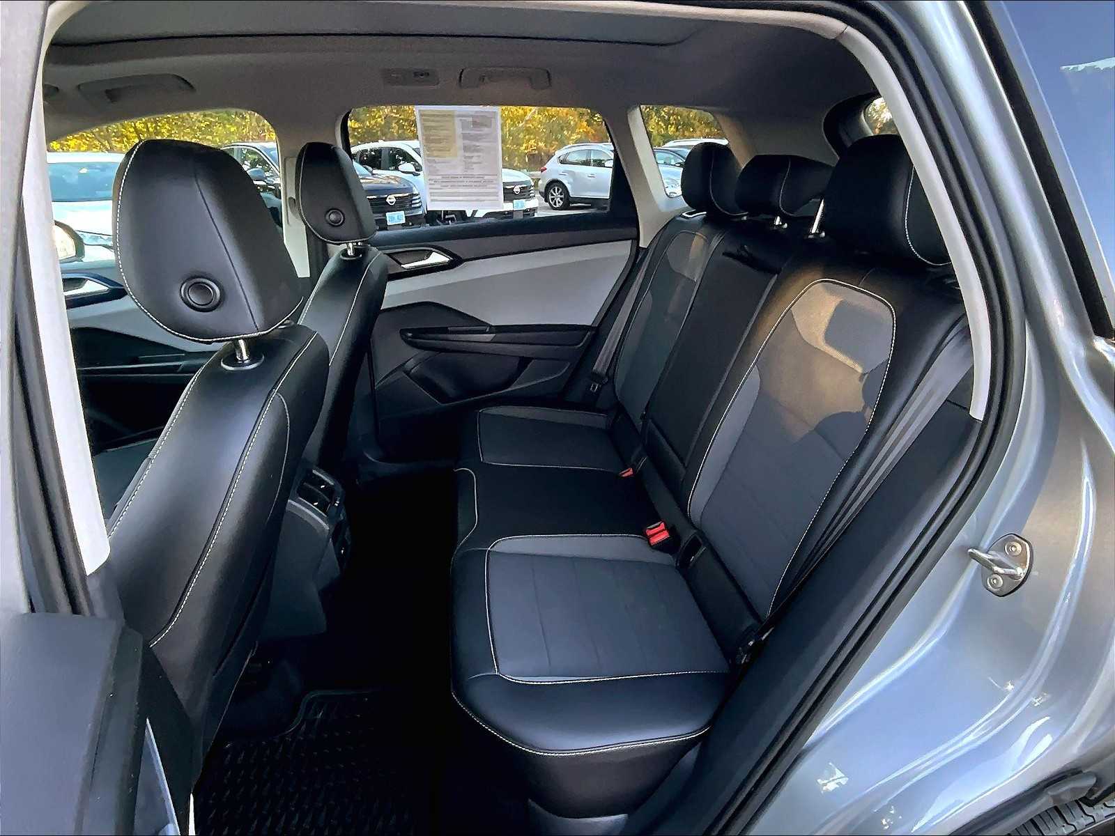 2022 Volkswagen Taos SE - Photo 15
