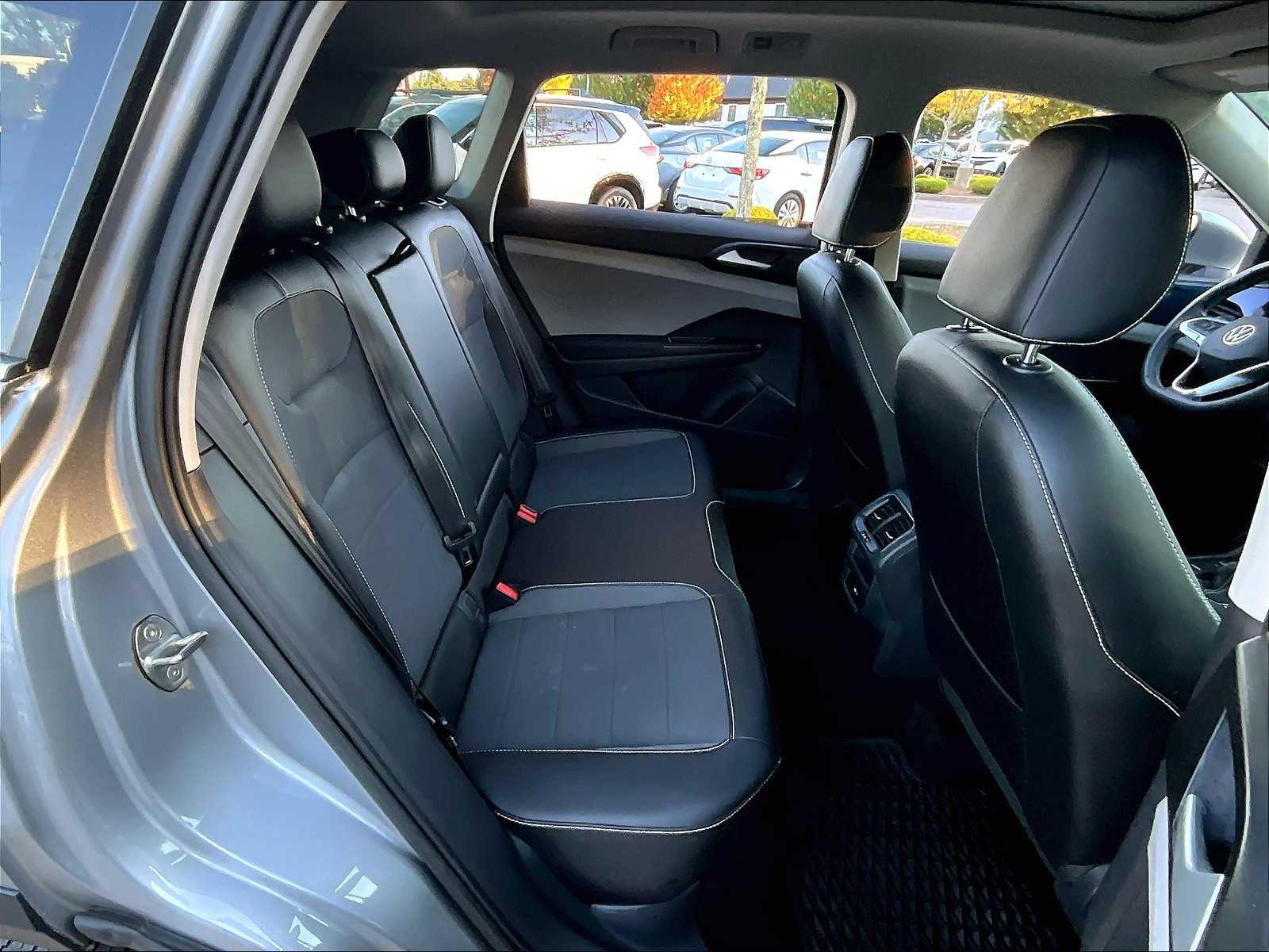 2022 Volkswagen Taos SE - Photo 16