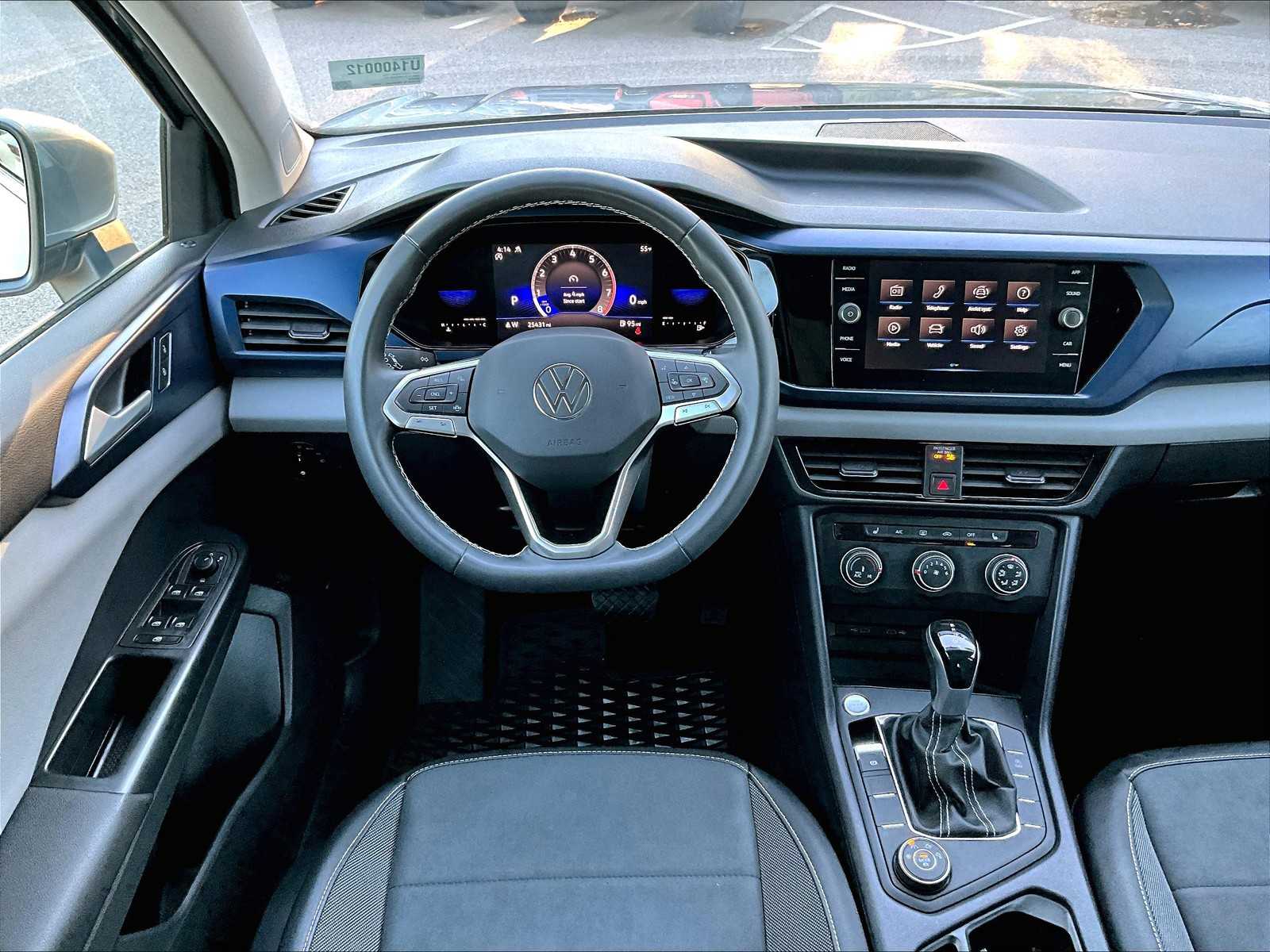 2022 Volkswagen Taos SE - Photo 17