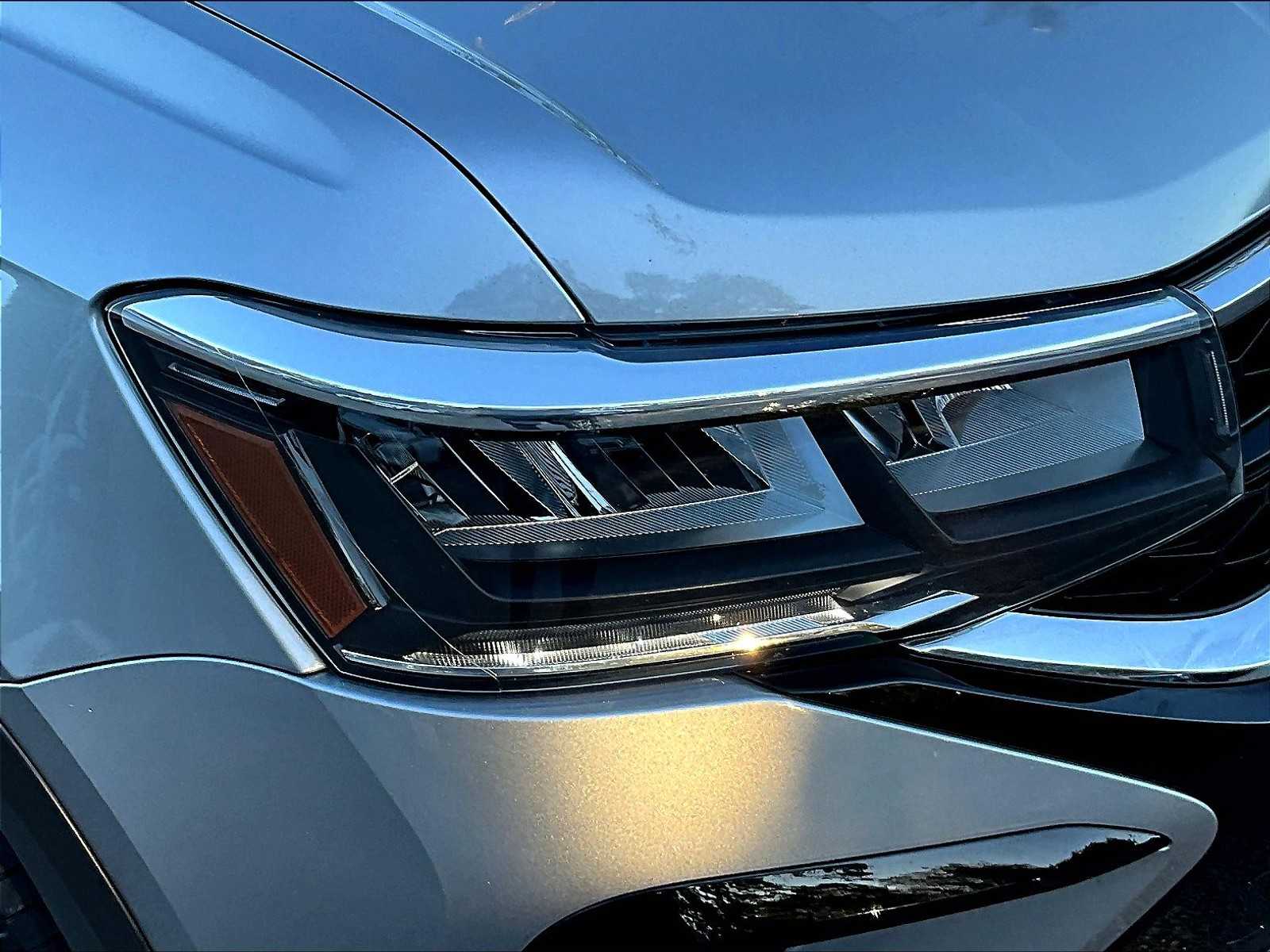2022 Volkswagen Taos SE - Photo 32