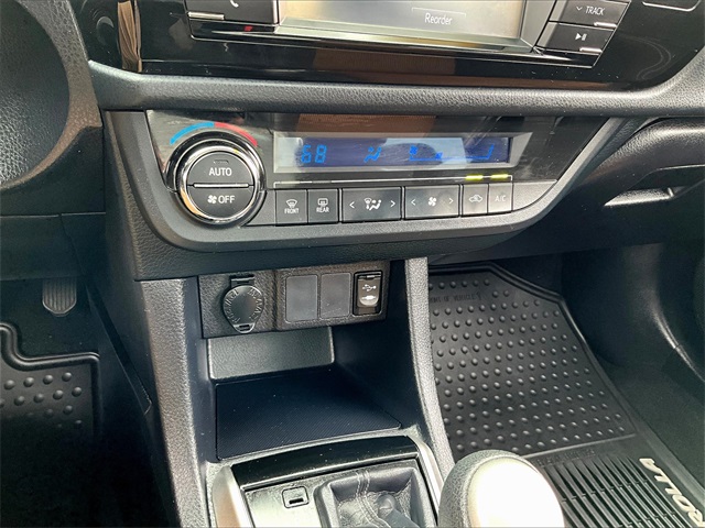 2016 Toyota Corolla S Plus - Photo 21