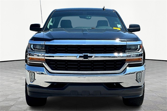 2018 Chevrolet Silverado 1500 LT - Photo 2