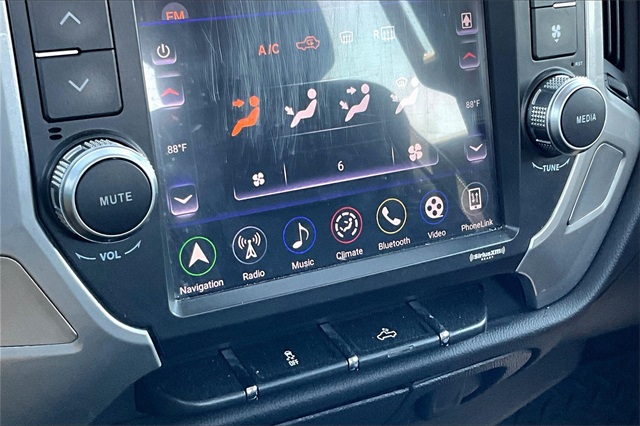 2018 Chevrolet Silverado 1500 LT - Photo 21