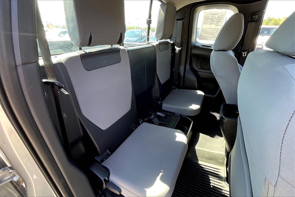 2018 Toyota Tacoma SR - Photo 15