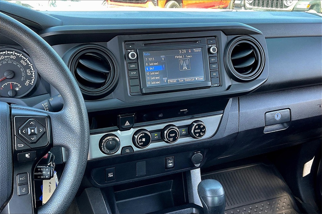 2018 Toyota Tacoma SR - Photo 17