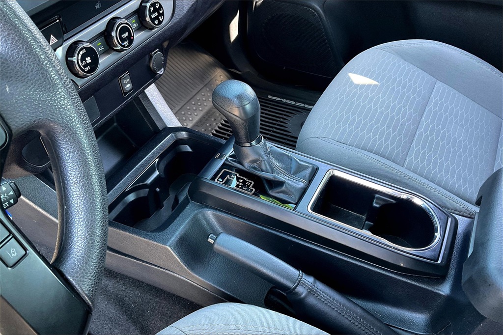 2018 Toyota Tacoma SR - Photo 19