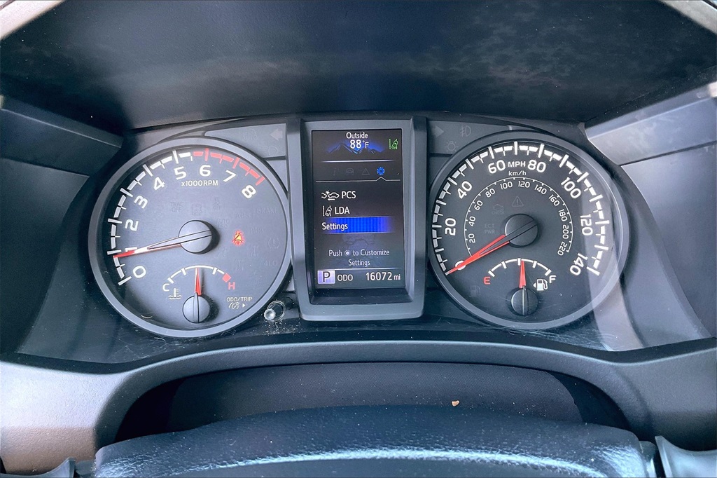 2018 Toyota Tacoma SR - Photo 23