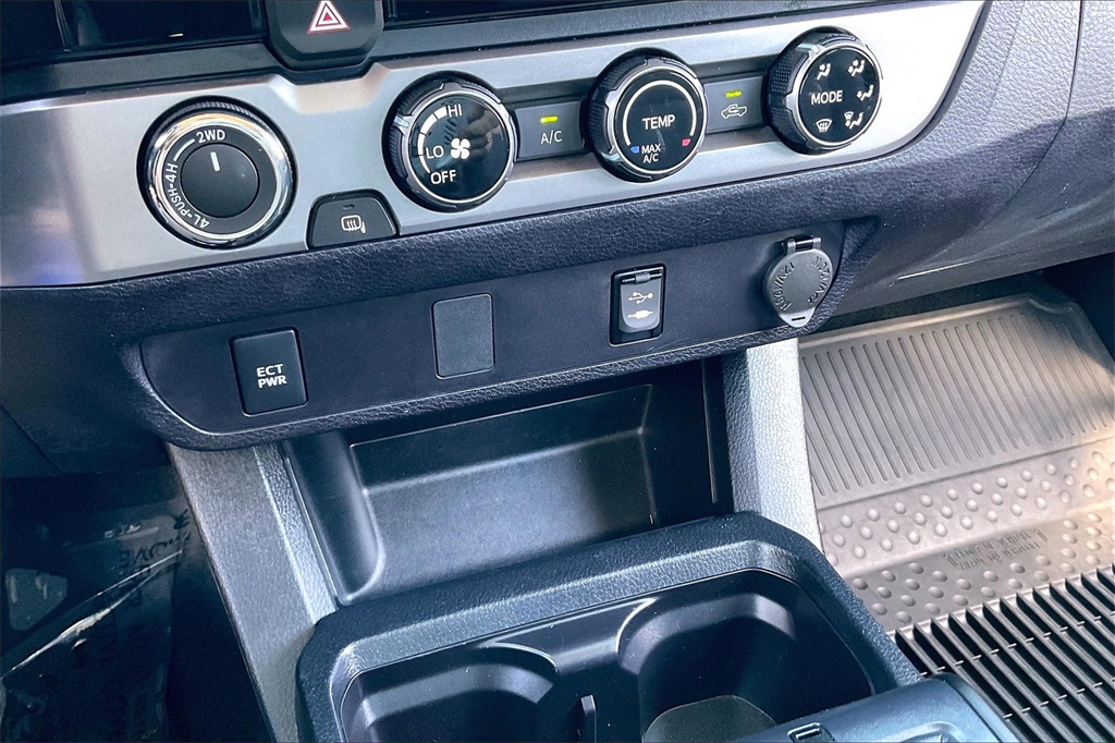 2018 Toyota Tacoma SR - Photo 24