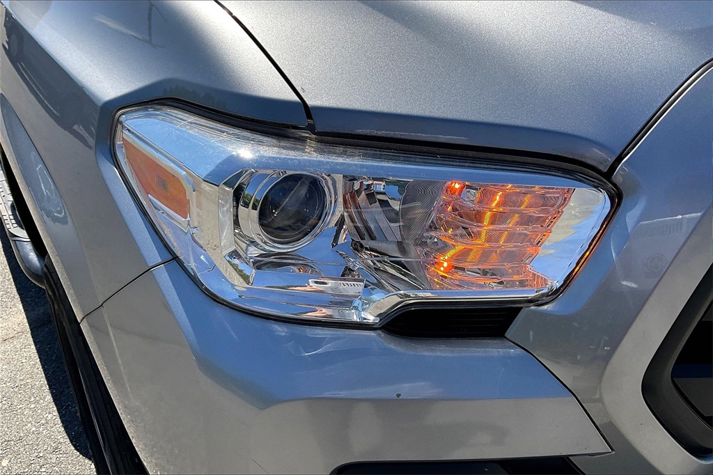 2018 Toyota Tacoma SR - Photo 27
