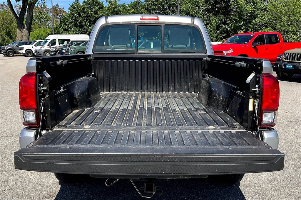2018 Toyota Tacoma SR - Photo 31
