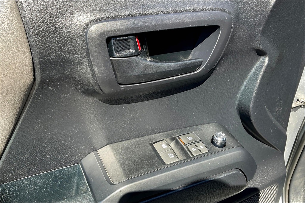 2018 Toyota Tacoma SR - Photo 33