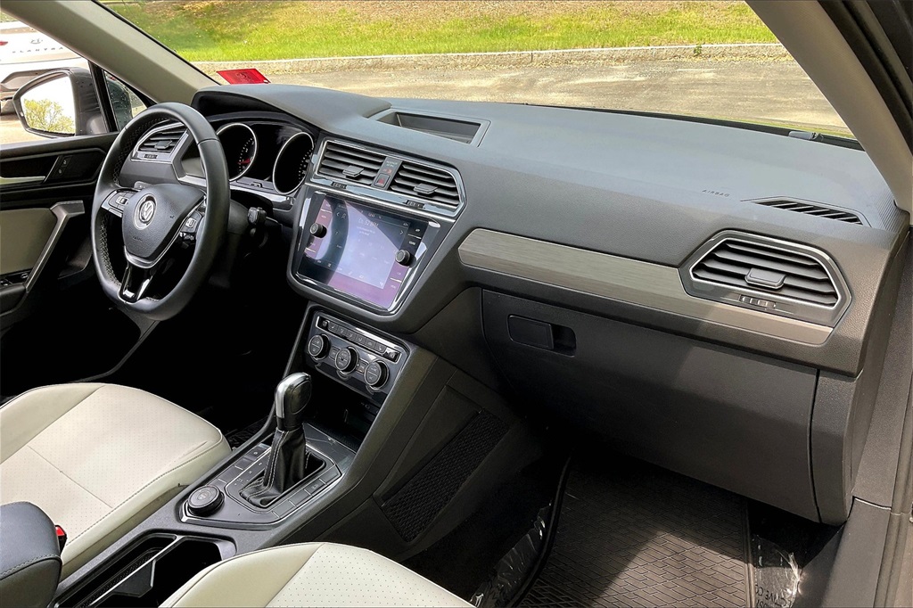 2021 Volkswagen Tiguan 2.0T SE - Photo 13