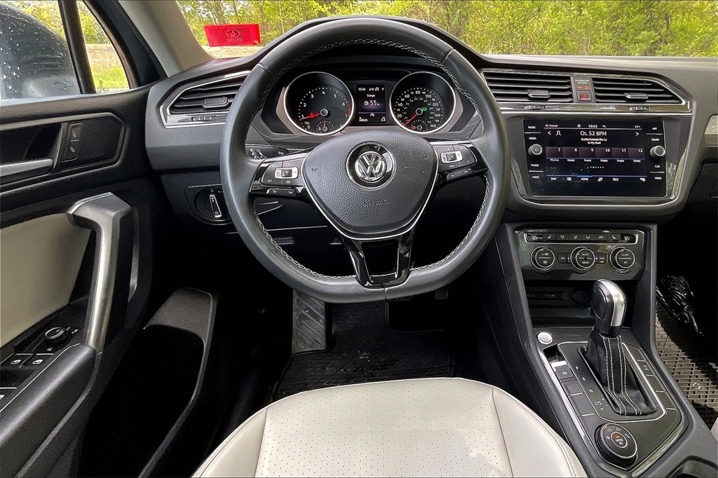 2021 Volkswagen Tiguan 2.0T SE - Photo 16