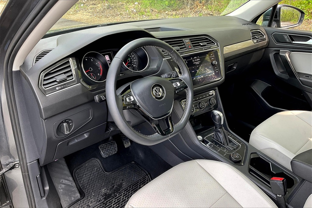 2021 Volkswagen Tiguan 2.0T SE - Photo 8