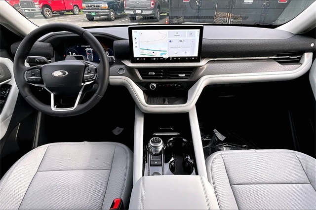 2025 Ford Explorer Platinum - Photo 6
