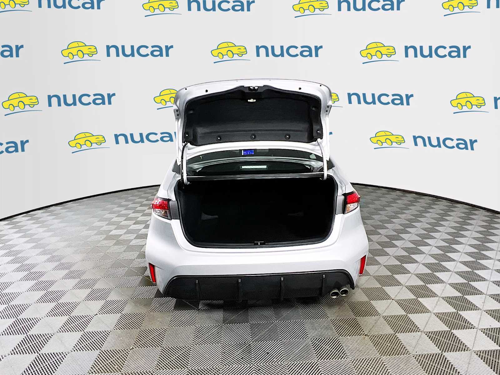 2024 Toyota Corolla SE - Photo 23