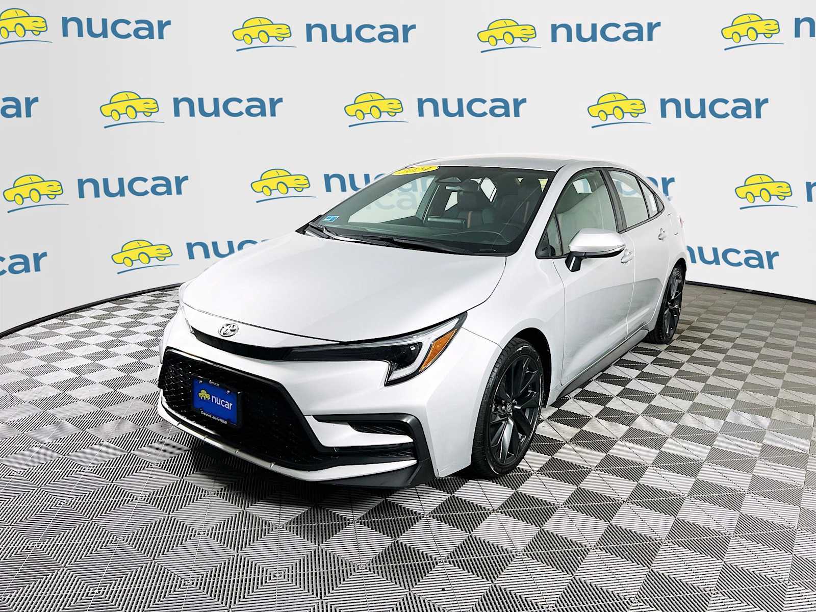 2024 Toyota Corolla SE - Photo 3