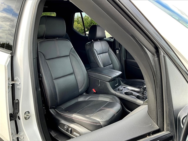 2023 Chevrolet Traverse RS - Photo 11