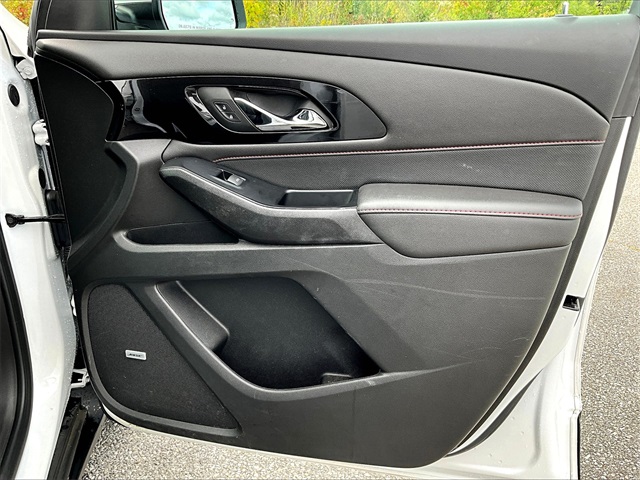 2023 Chevrolet Traverse RS - Photo 12