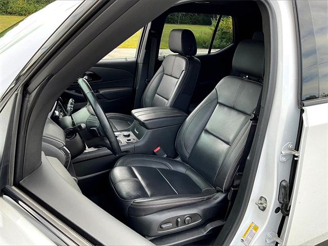 2023 Chevrolet Traverse RS - Photo 10