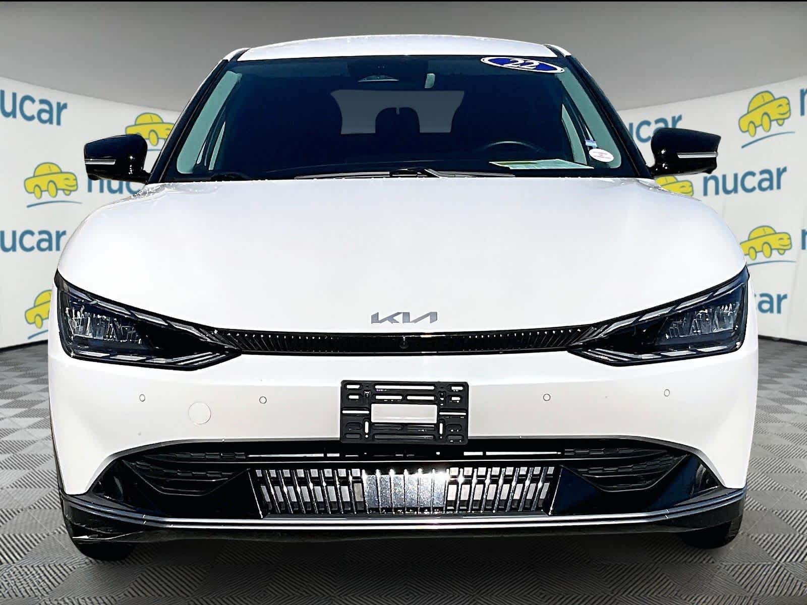 2022 Kia EV6 Wind - Photo 2