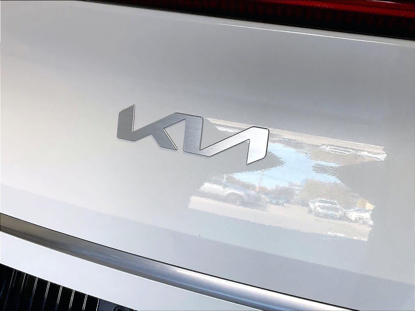 2022 Kia EV6 Wind - Photo 28