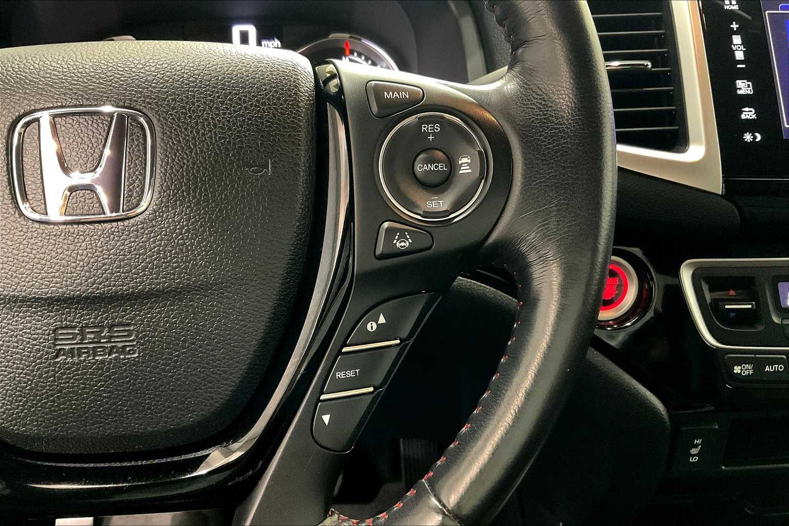 2017 Honda Ridgeline Black Edition - Photo 24
