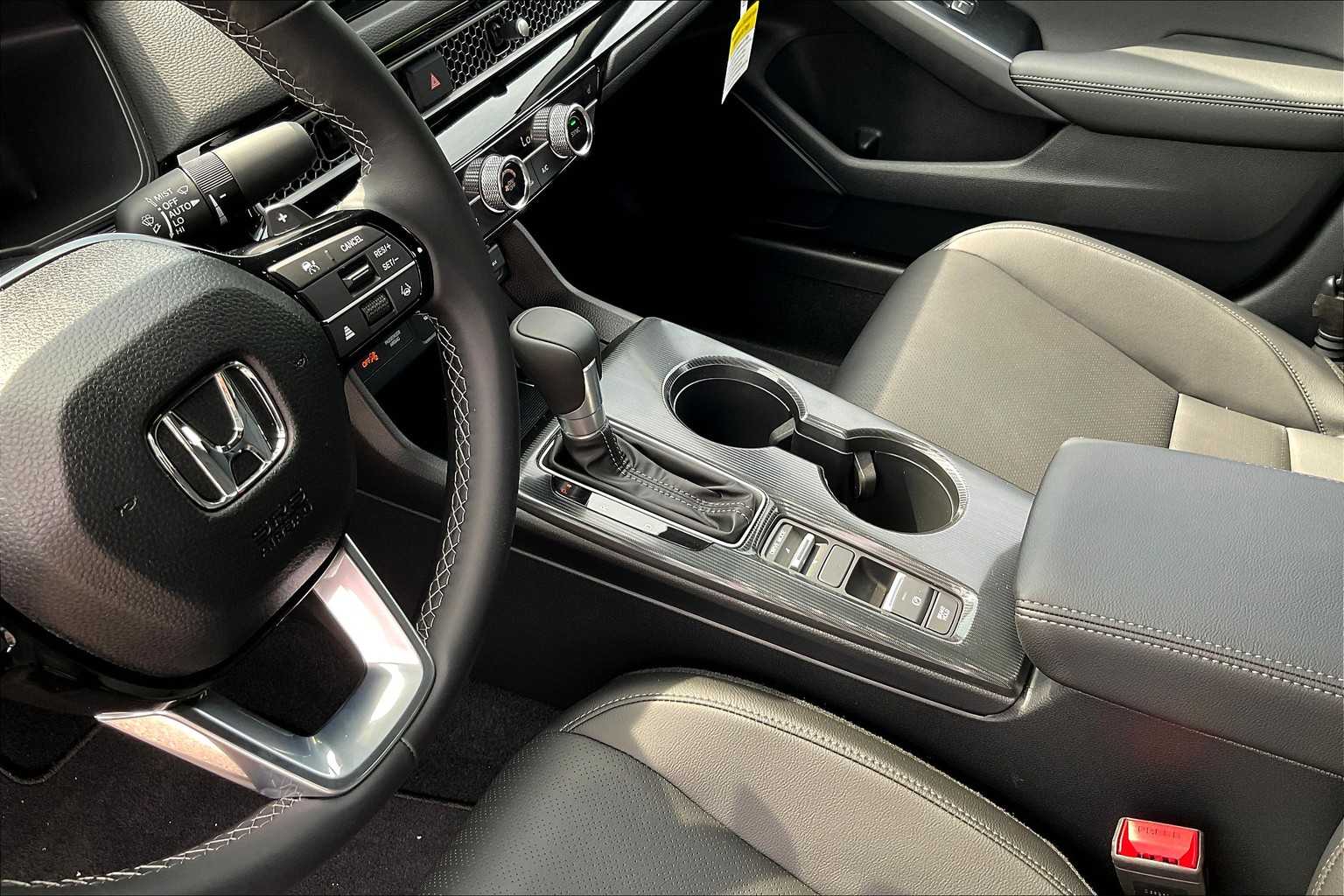 2025 Honda Civic Hybrid Sport Touring - Photo 14