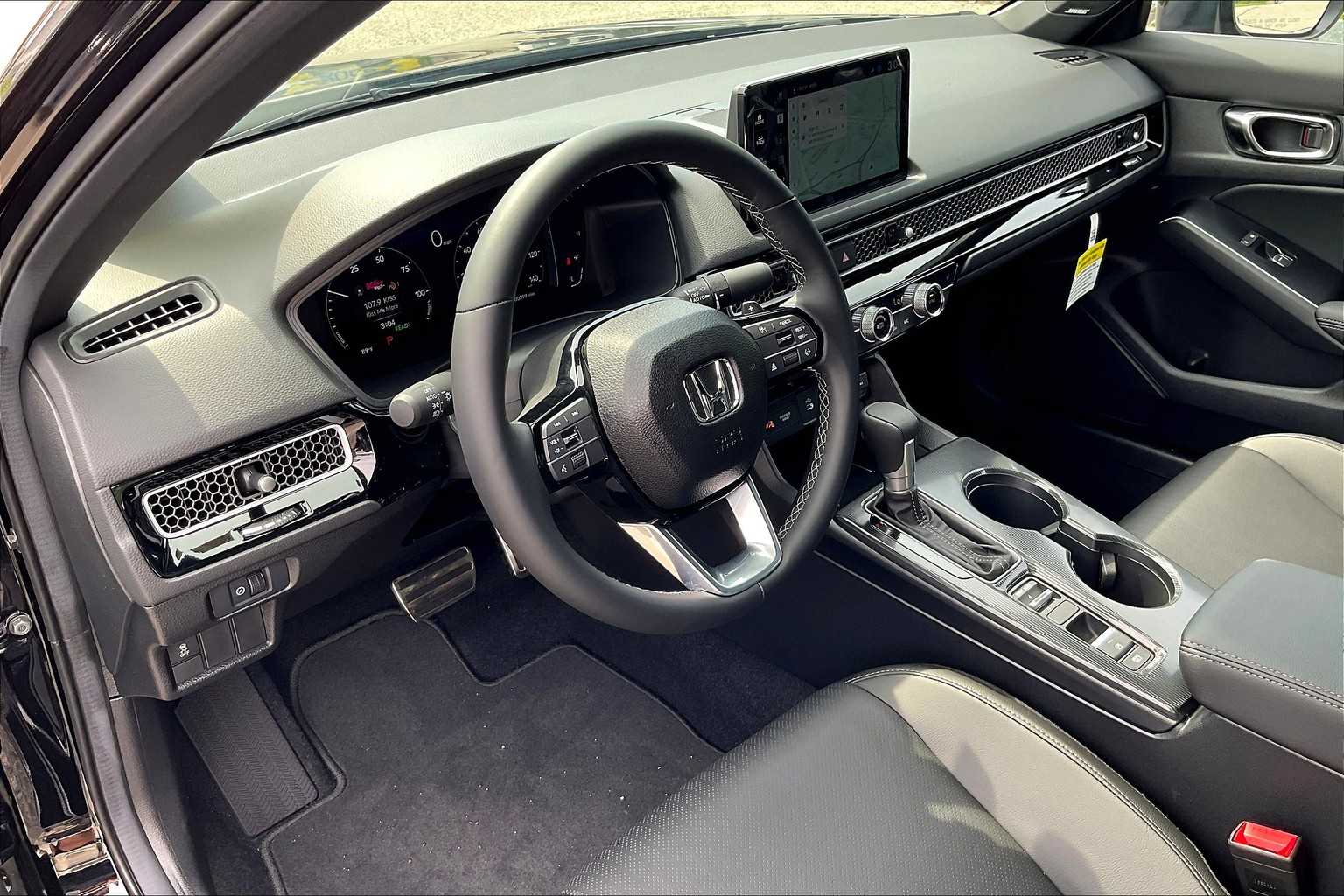 2025 Honda Civic Hybrid Sport Touring - Photo 9