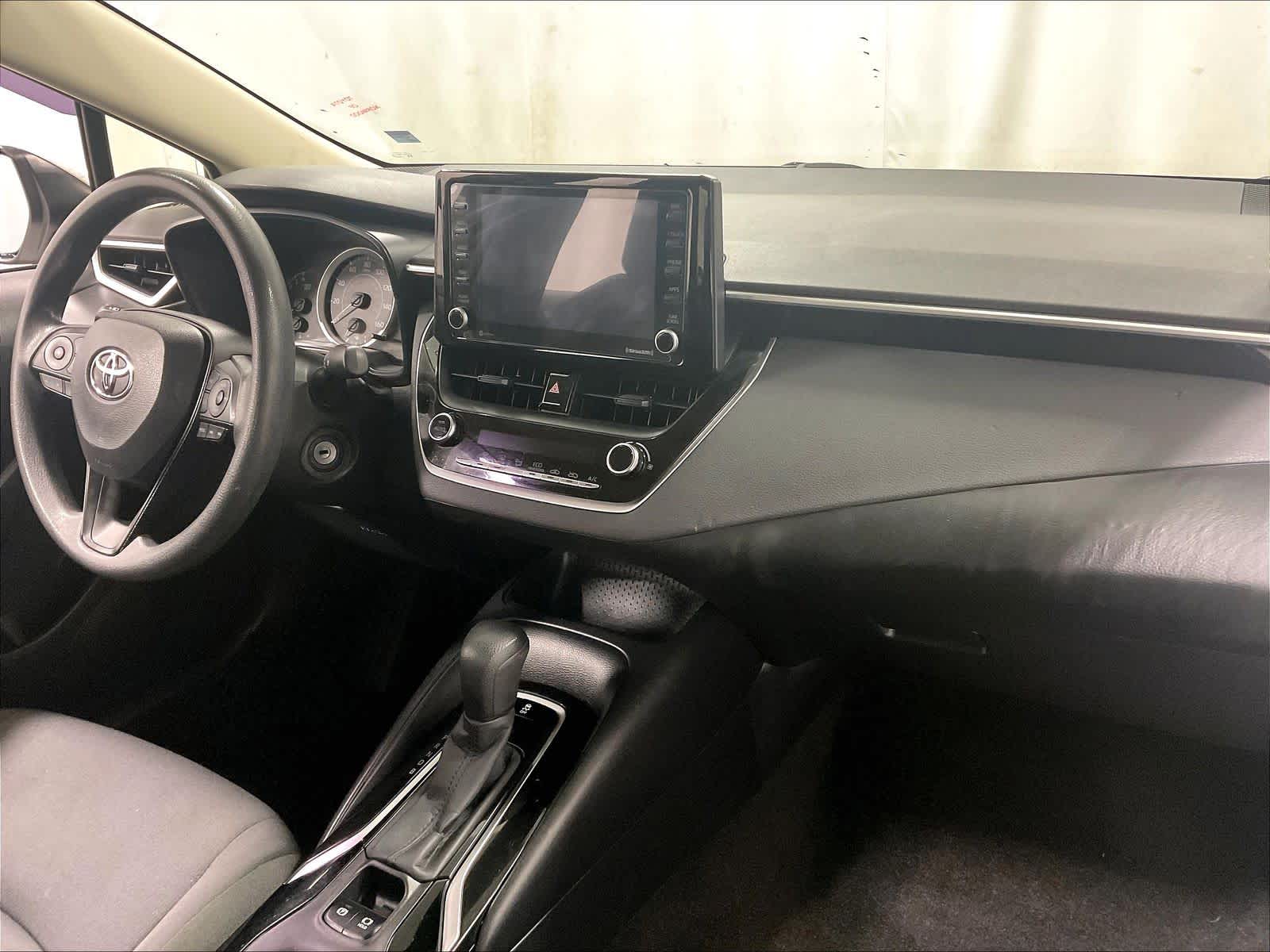 2022 Toyota Corolla LE - Photo 14
