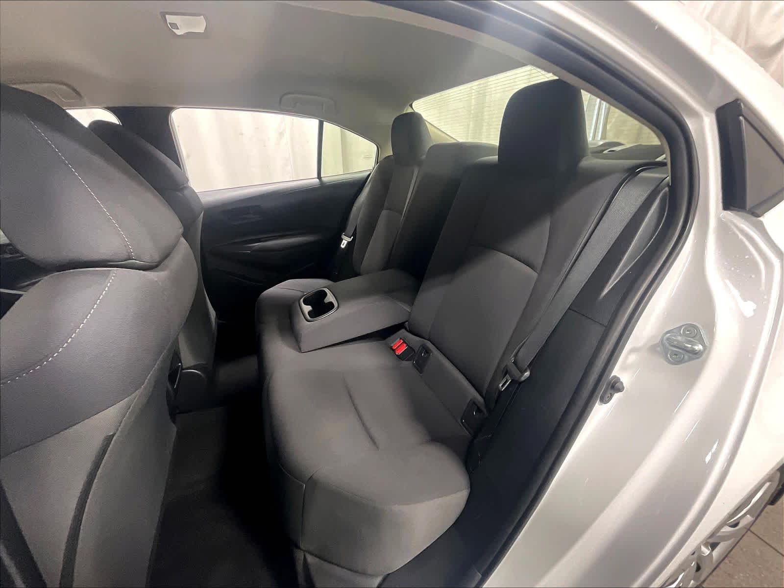 2022 Toyota Corolla LE - Photo 15
