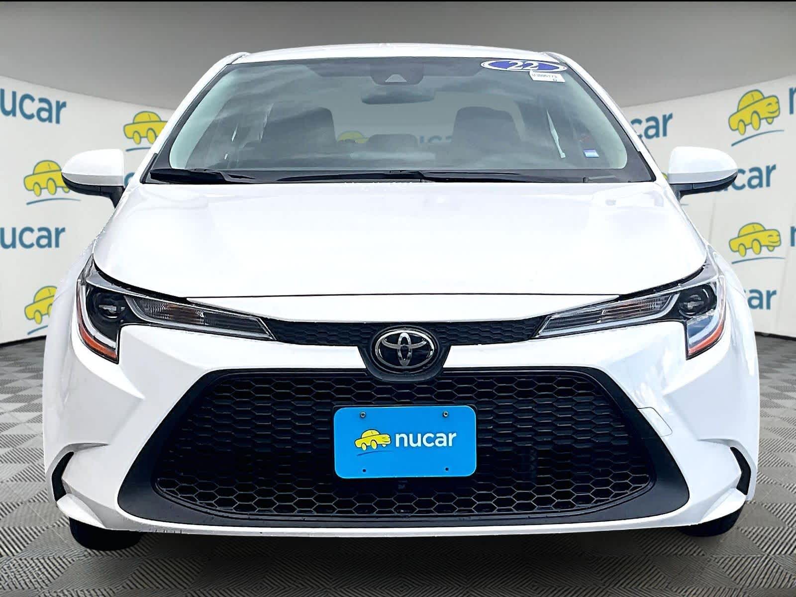2022 Toyota Corolla LE - Photo 2