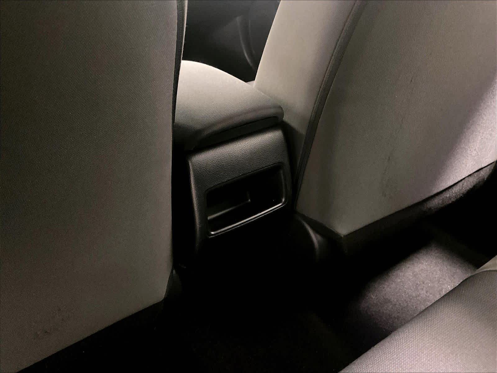 2022 Toyota Corolla LE - Photo 27