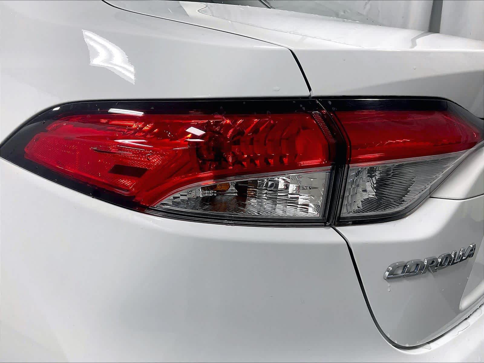 2022 Toyota Corolla LE - Photo 33