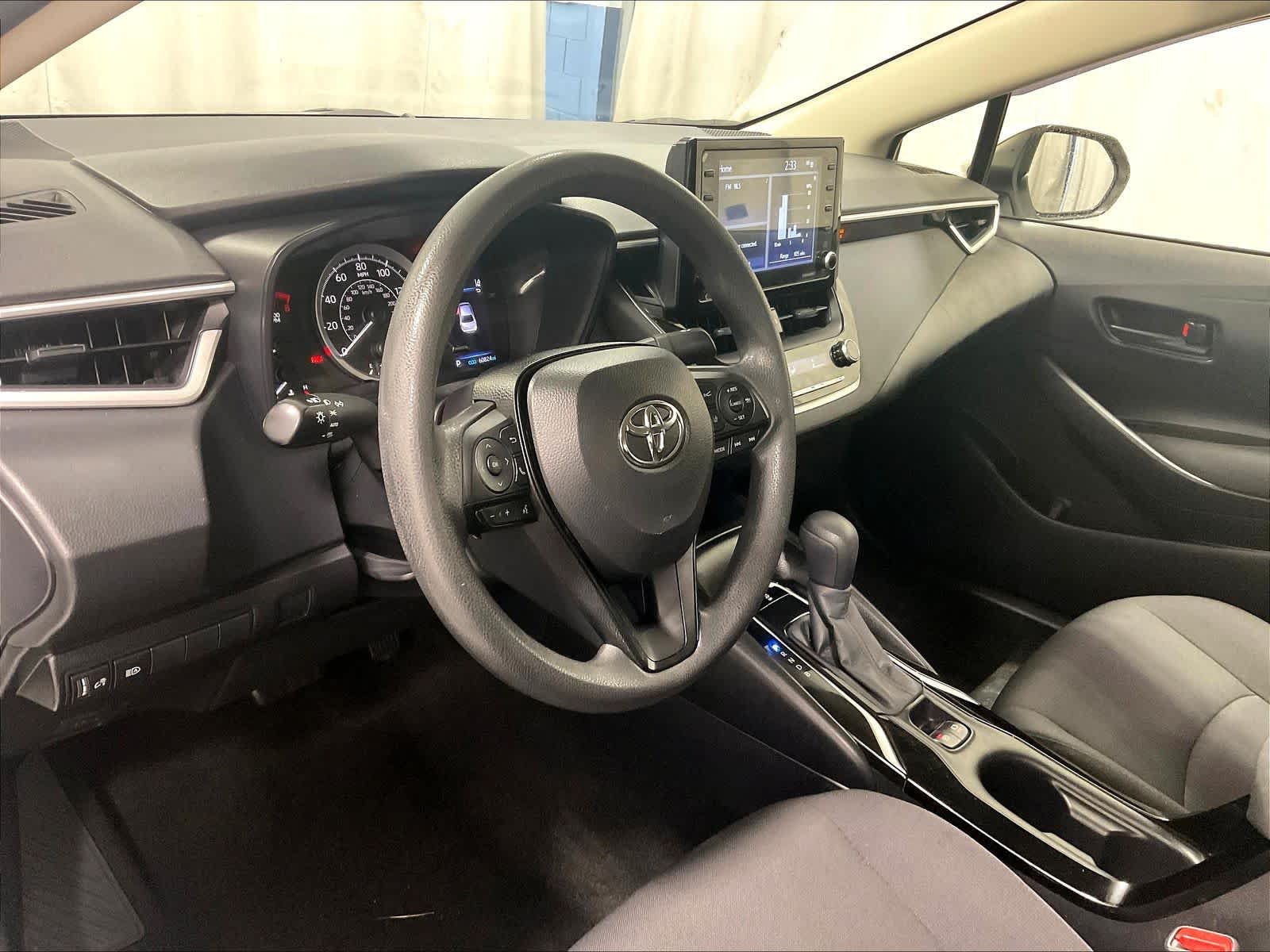 2022 Toyota Corolla LE - Photo 8