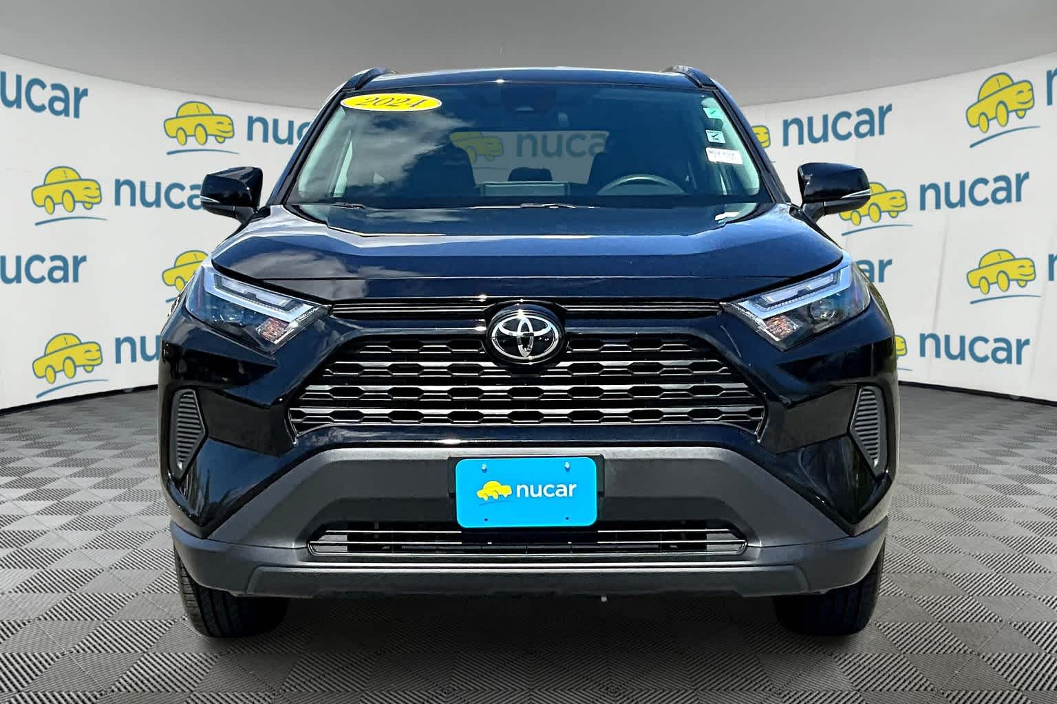 2024 Toyota RAV4 XLE - Photo 2