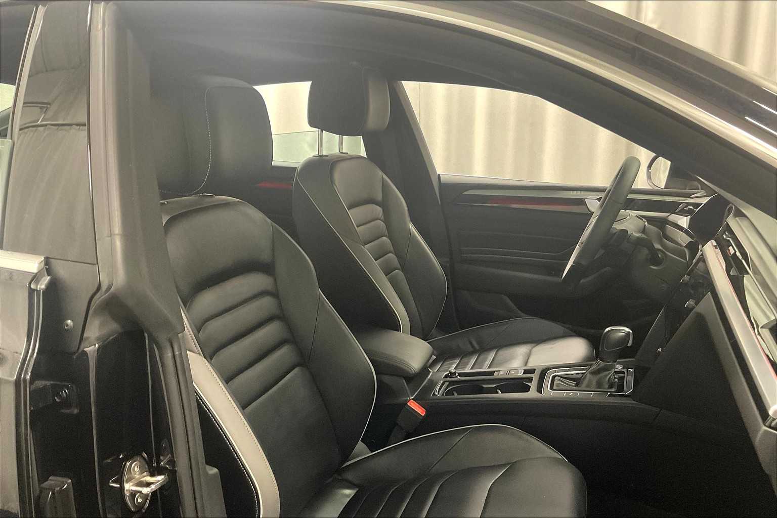 2022 Volkswagen Arteon SEL R-Line - Photo 11