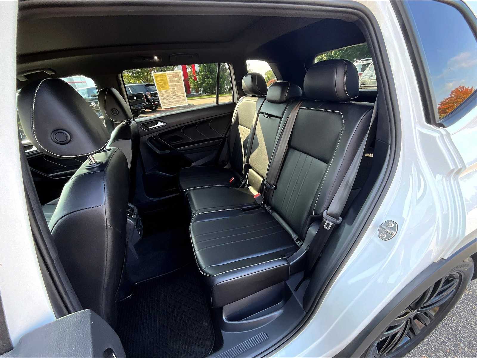 2022 Volkswagen Tiguan SE R-Line Black - Photo 15
